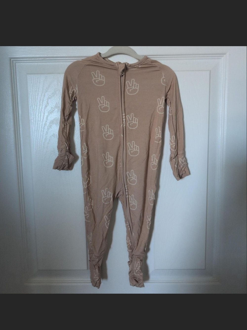Kids Beige Peace Sign One-Piece Zipper Pajamas